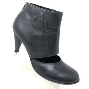 Anthropologie Bernardo Pleasure Bootie Womens Size 9 M Black Leather Heel Pump